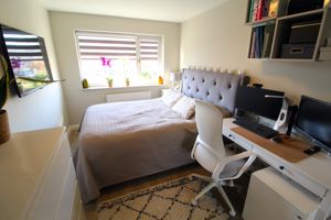 Bedroom- click for photo gallery